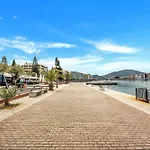 Fabulous Close To The Sea!