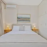 Fabulous Close To The Sea! דירה *