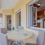 Apartamento Fabulous Close To The Sea!