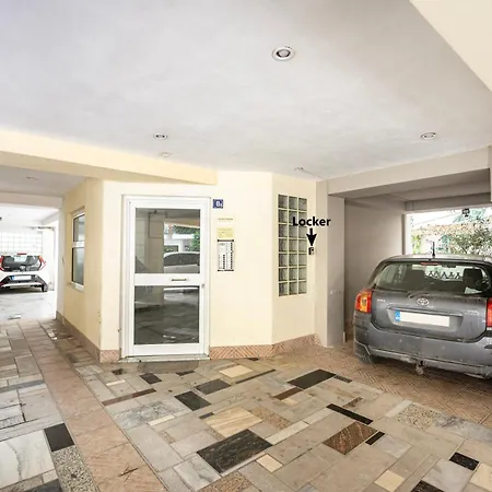 Fabulous Close To The Sea! Appartement Chalkís