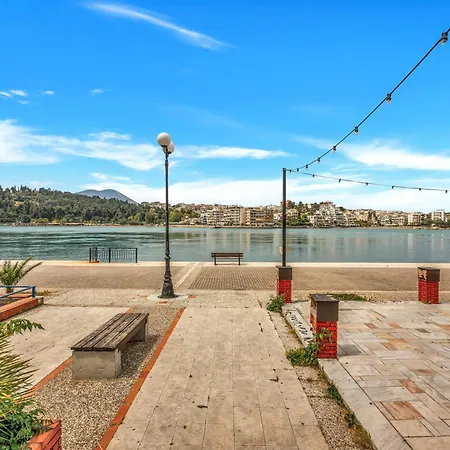 Fabulous Close To The Sea! Chalkís