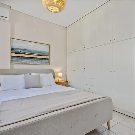 Апартаменты Fabulous Close To The Sea! Халкида